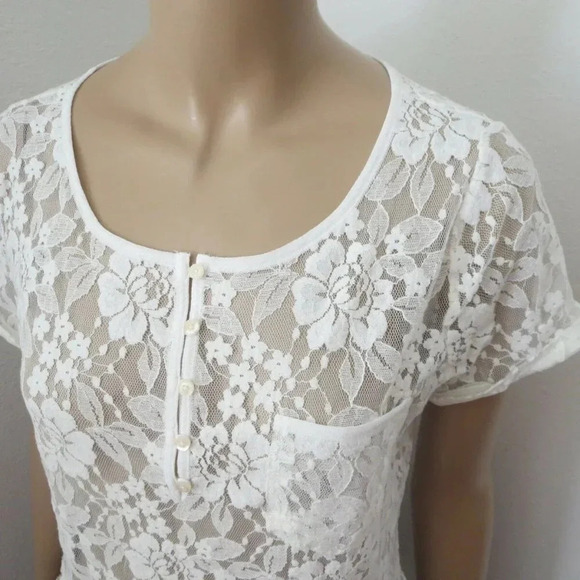 NEW Hollister Sheer Boho Lace Top Size Medium - Picture 4 of 6